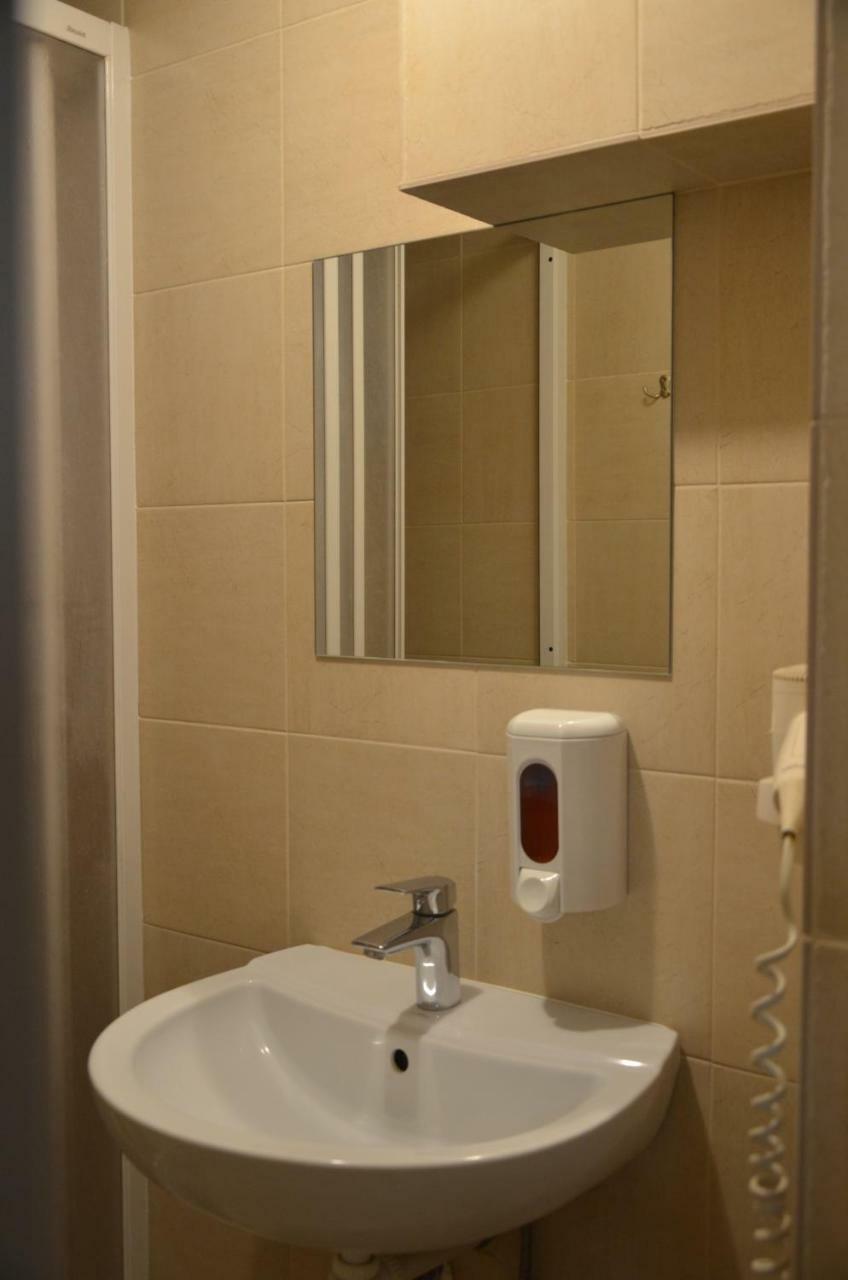 Hostel Vshokoladi Kiev Exteriör bild